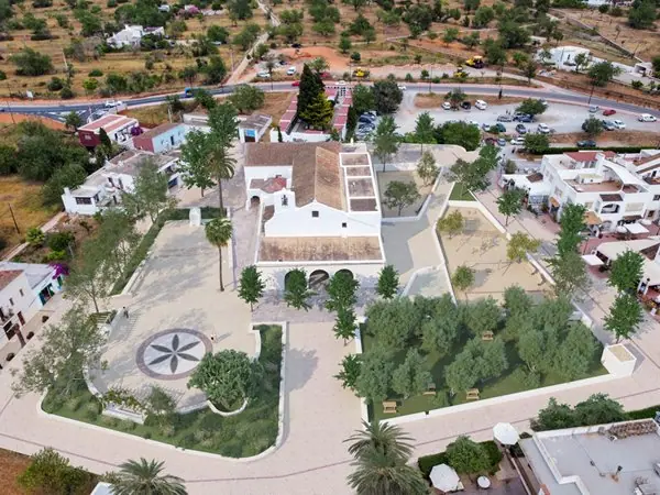 Transferziel vom Flughafen nach San Carlos, Ibiza